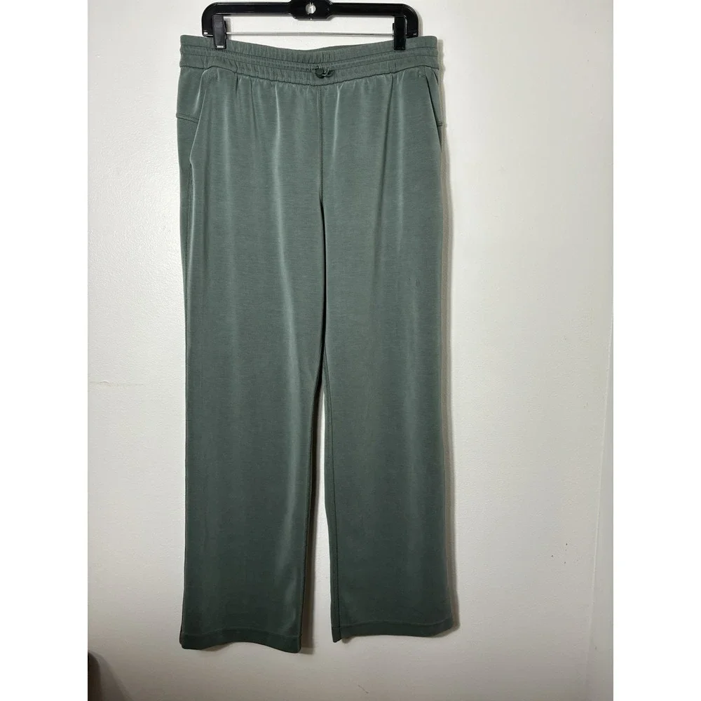 lululemon becalm mid-rise wide-leg pant Sz 12 Green Has Slight Wear On Pockets